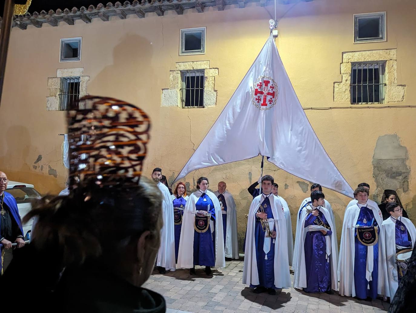 Las imágenes de la procesión del Rosario de Dolor en Torrelobatón