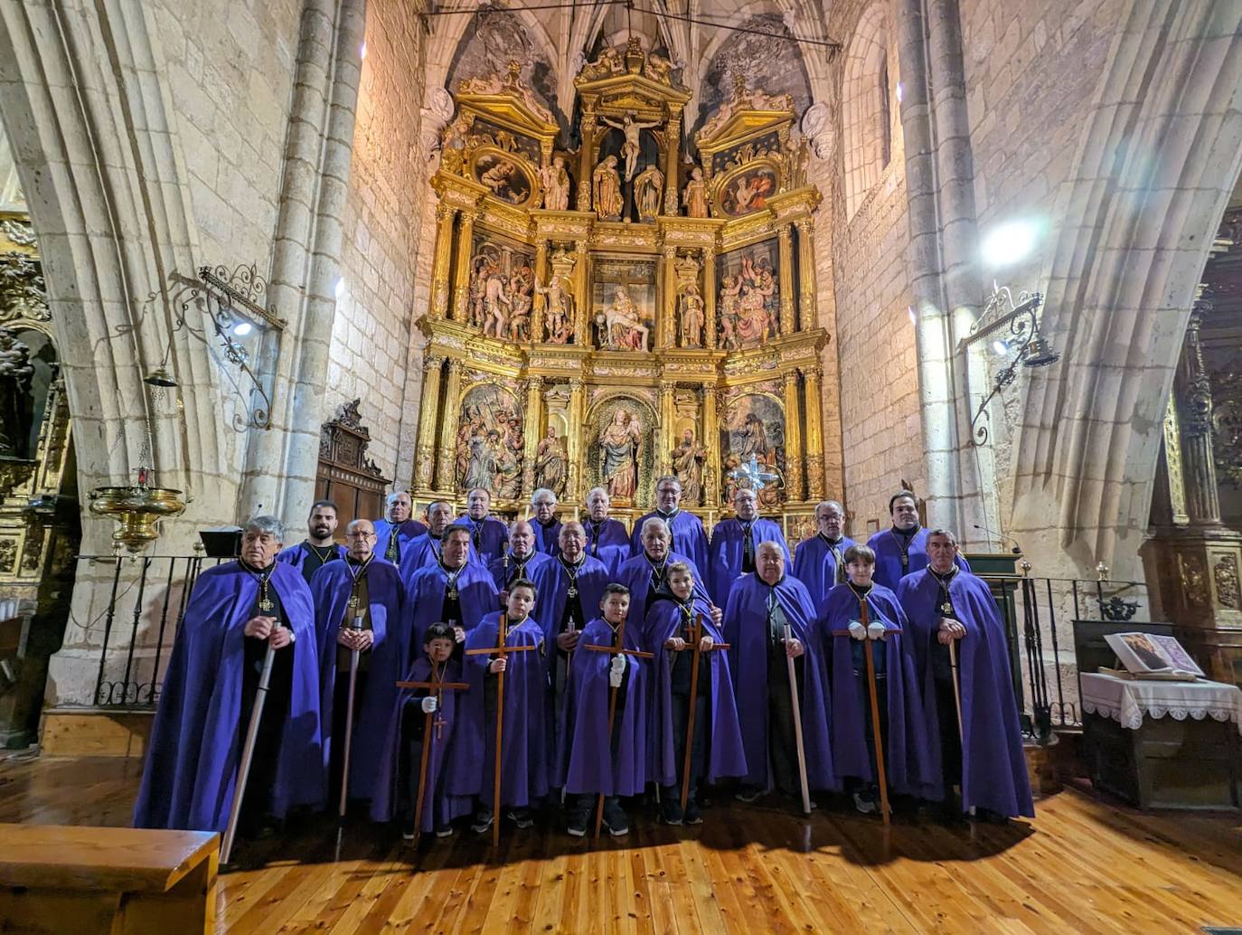 Las imágenes de la procesión del Rosario de Dolor en Torrelobatón