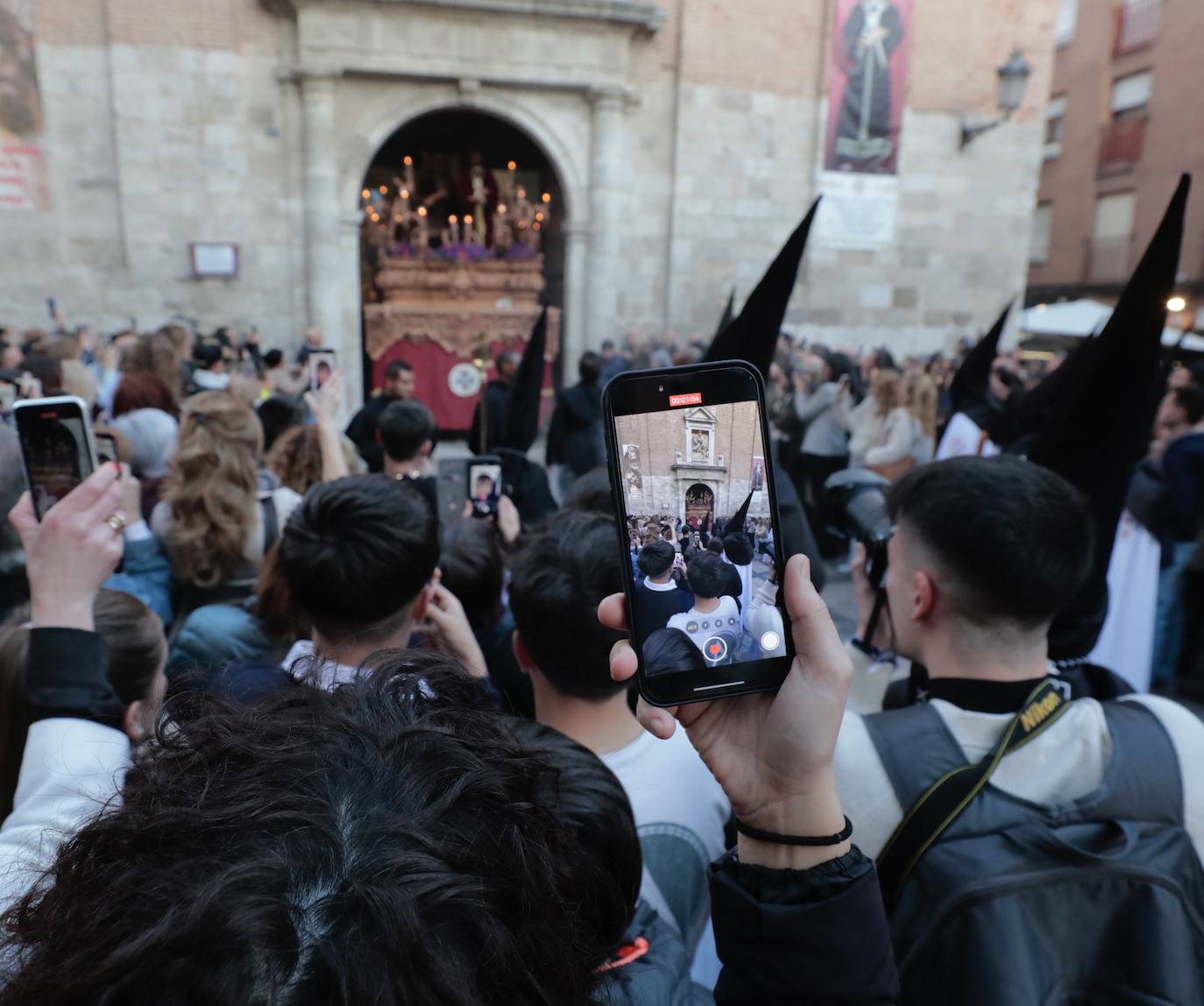 Procesión de Amor y Misericordia en la Semana Santa de Valladolid 2024