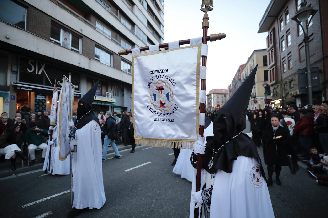 Procesión de Amor y Misericordia en la Semana Santa de Valladolid 2024