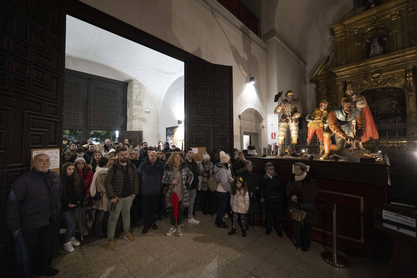 Las lágrimas de los cofrades por la suspensión de la procesión del Encuentro