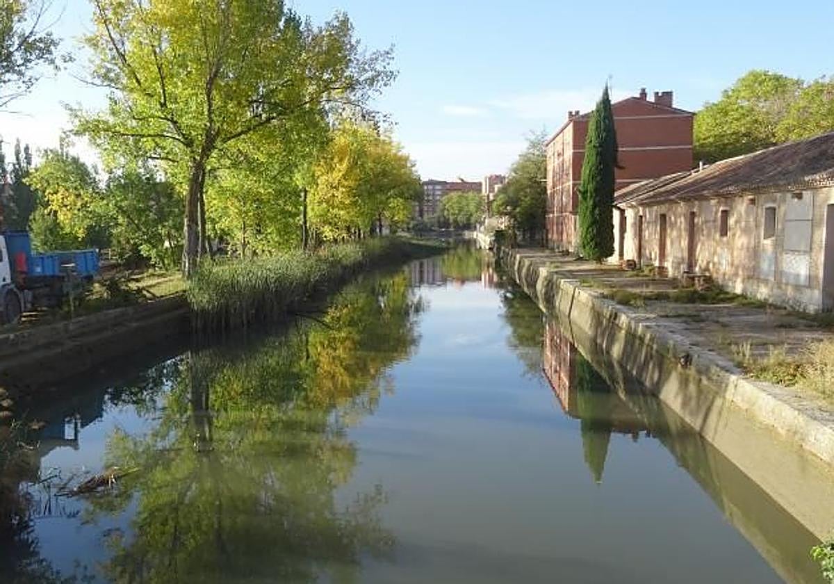 Imagen de archivo de la dársena del Canal de Castilla en Valladolid.
