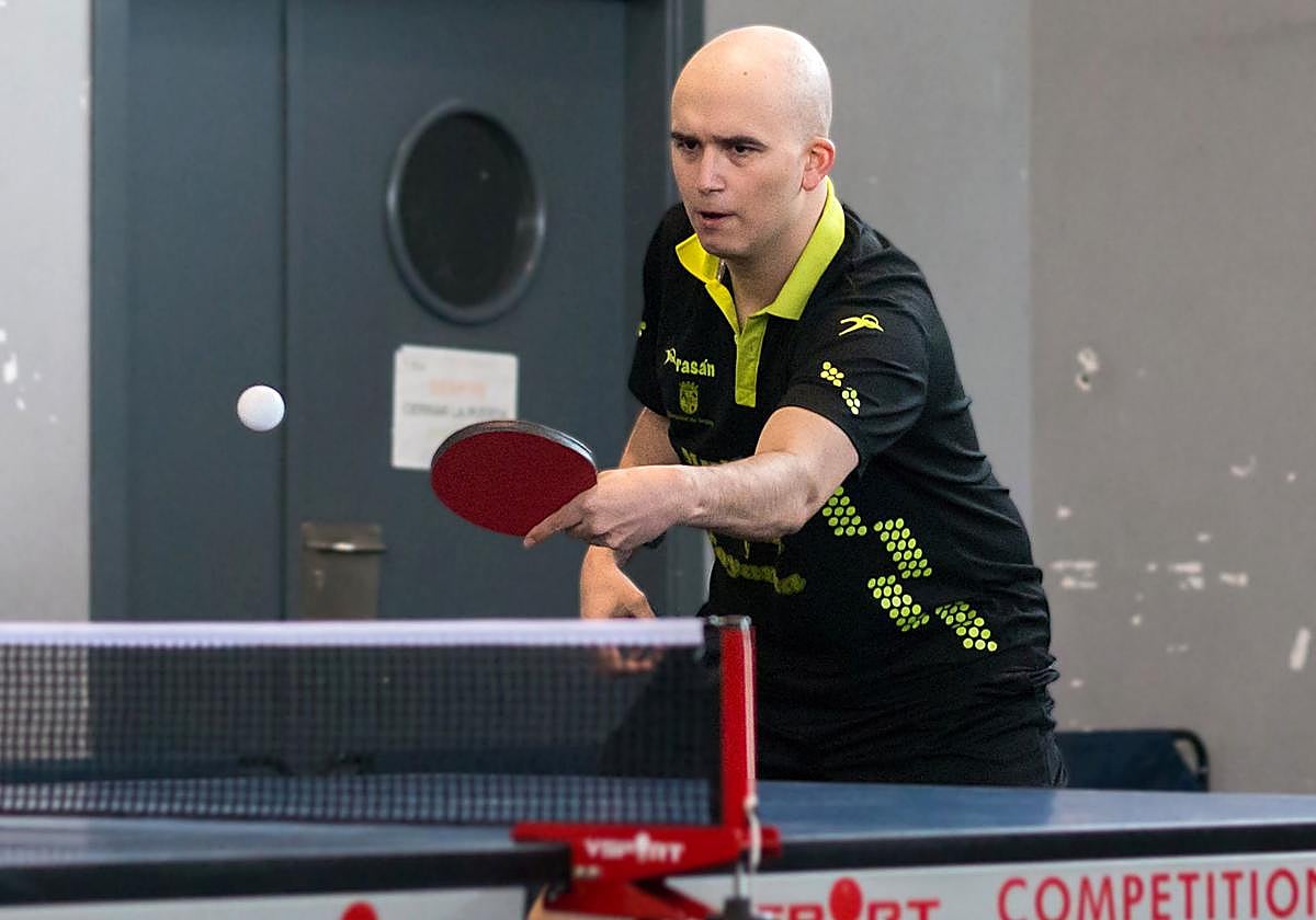 Iván Cristóbal Huertas, durante uno de sus últimos partidos con el Seghos.