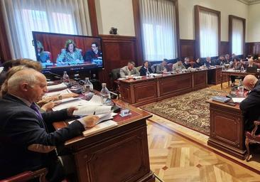 La Diputación modifica el crédito para invertir 10,5 millones y reducir deuda hasta el 13,2%