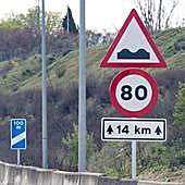 Limitan a 80 por hora la velocidad en la Autovía del Duero por los baches