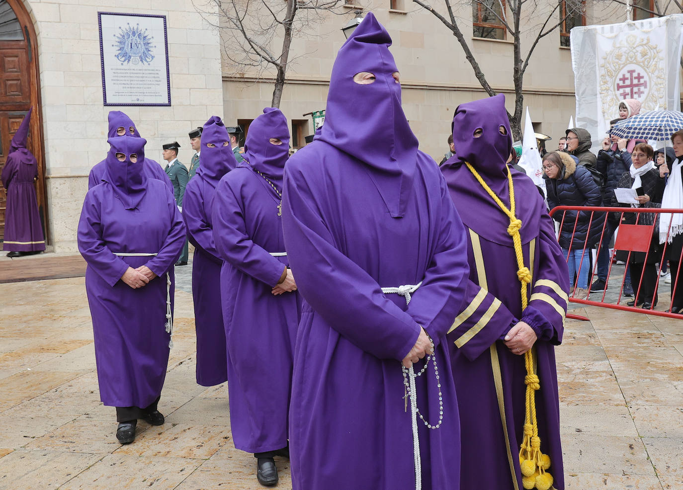 Los Nazarenos supenden la procesión de Los Pasos