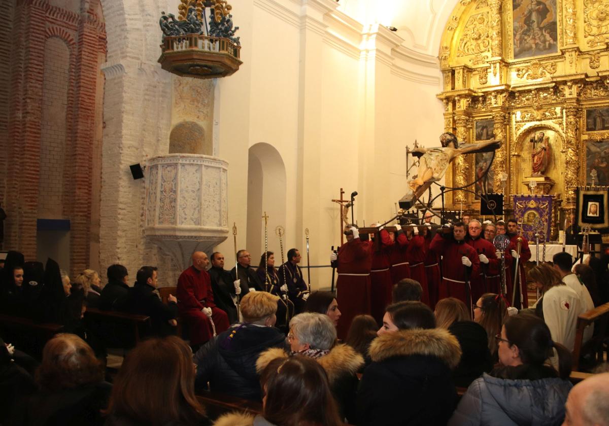 Pequeño acto en San Andrés.