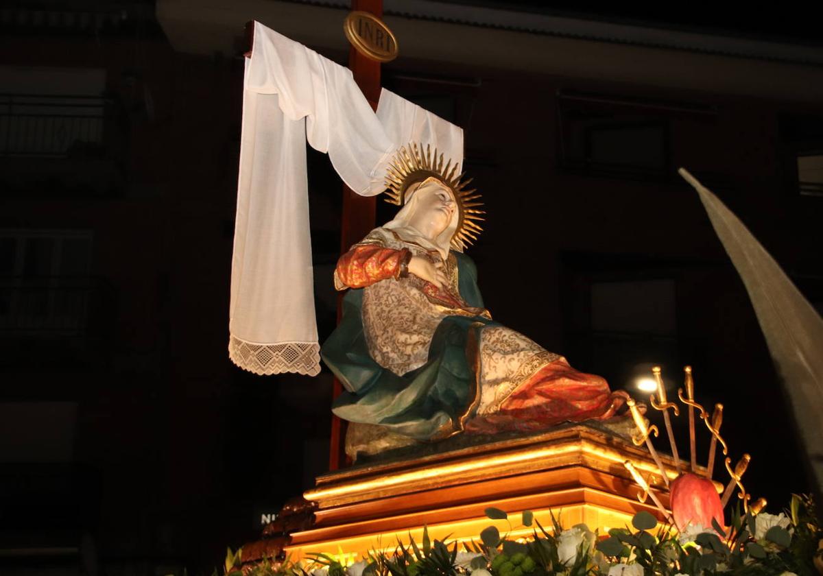 El Viernes Santo de Cuéllar, en imágenes