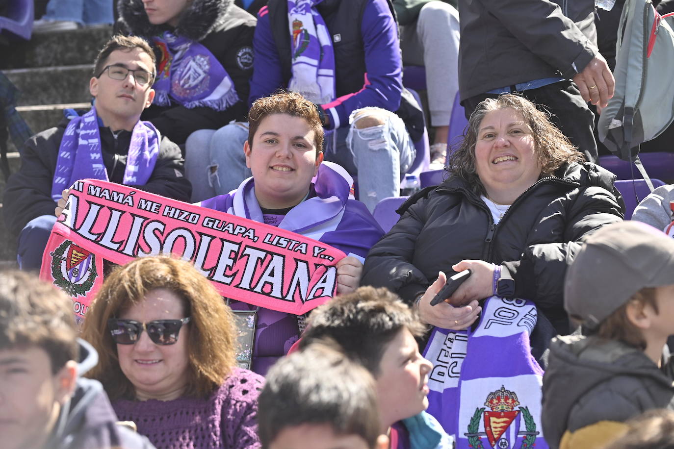 Búscate en la grada del estadio José Zorrilla (4/4)