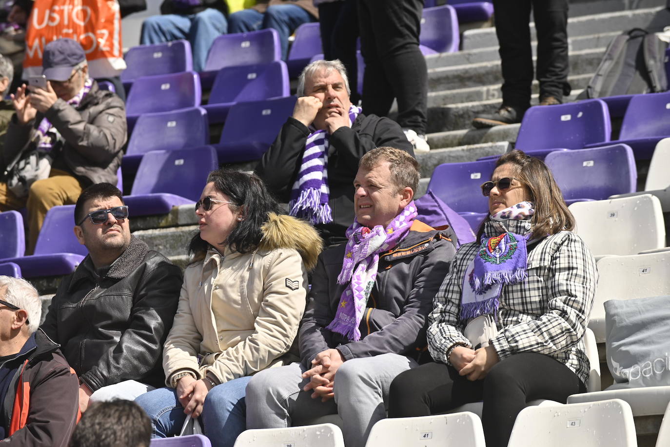 Búscate en la grada del estadio José Zorrilla (3/4)