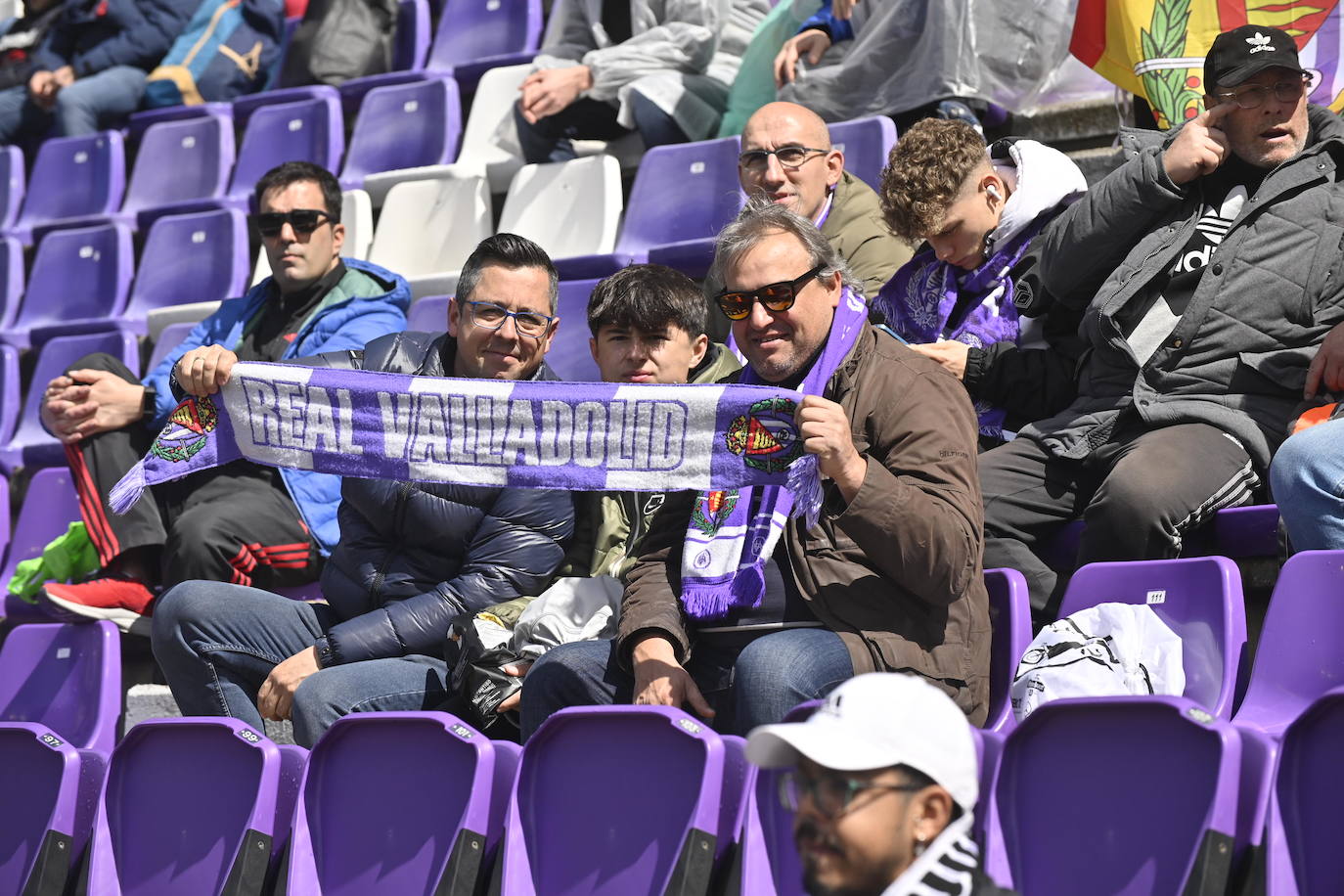 Búscate en la grada del estadio José Zorrilla (3/4)