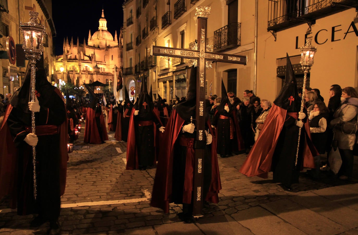 La Procesión de los Pasos en imágenes