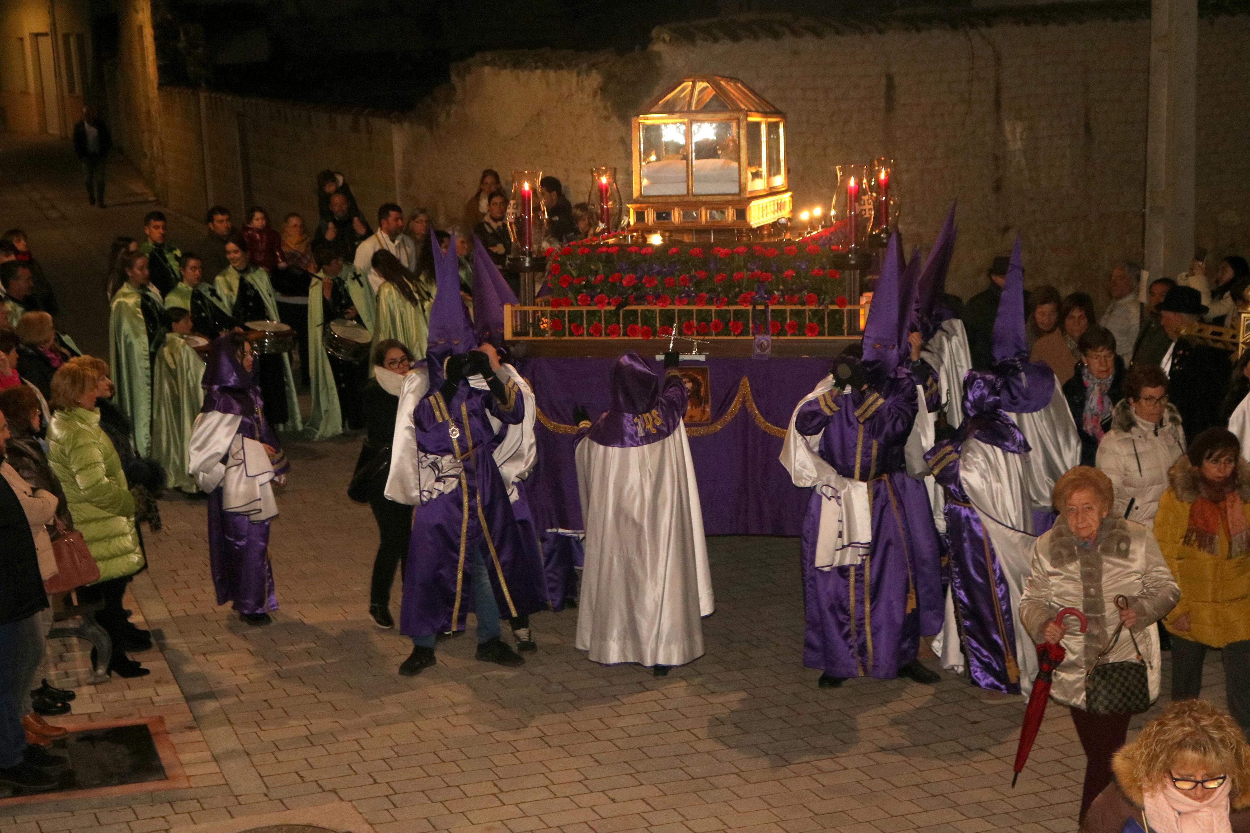 Procesión del Silencio y la Luz en Baltanás