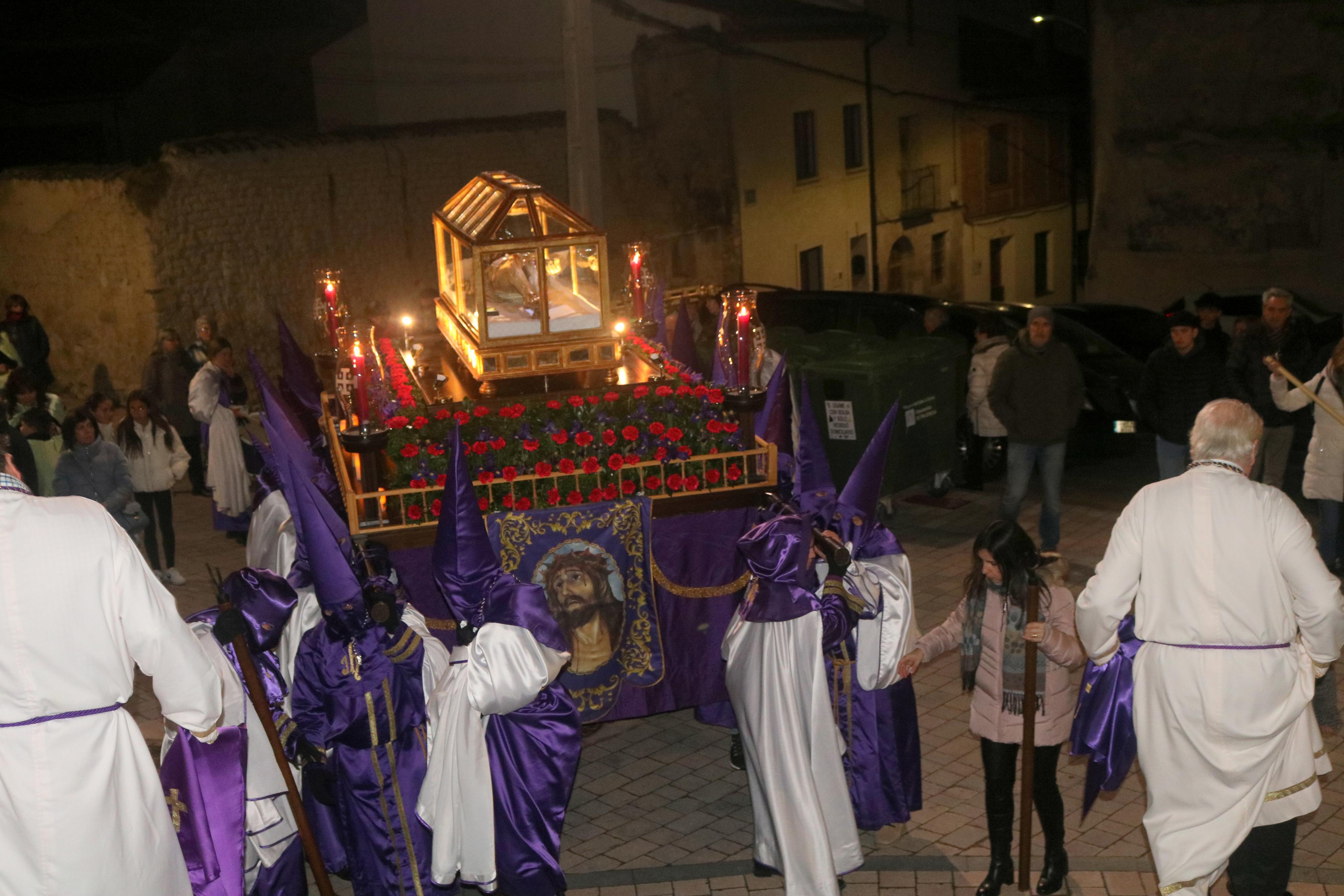 Procesión del Silencio y la Luz en Baltanás