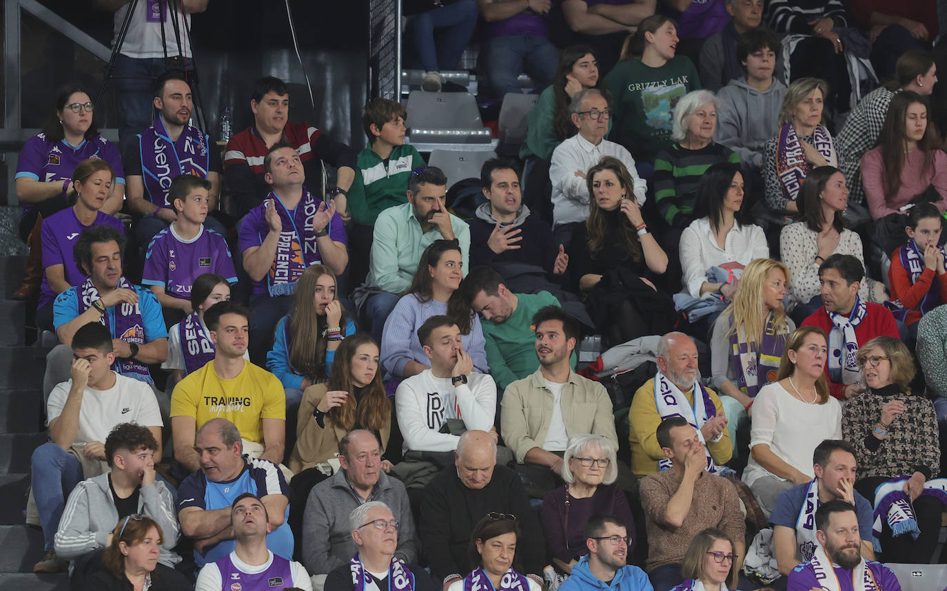 Zunder Palencia-Lenovo Tenerife: Búscate en la grada