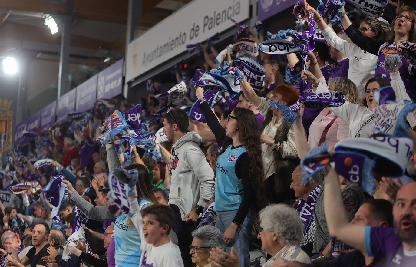 Zunder Palencia-Lenovo Tenerife: Búscate en la grada