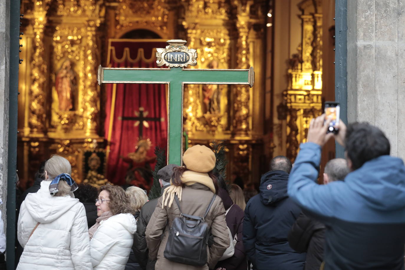 Ofrecimiento de los dolores de Valladolid a la Santísima Virgen