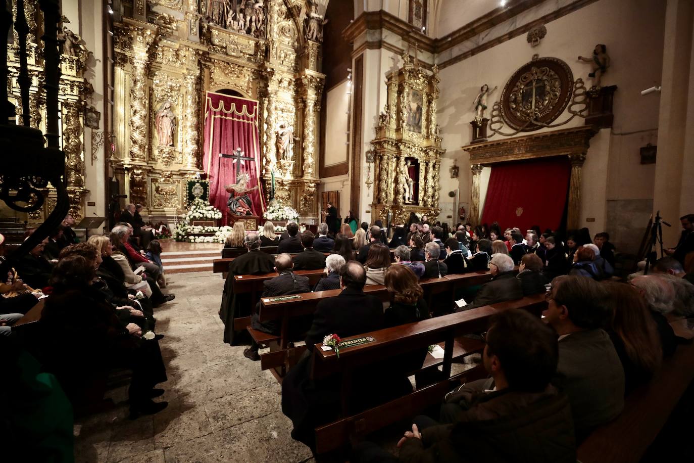 Ofrecimiento de los dolores de Valladolid a la Santísima Virgen