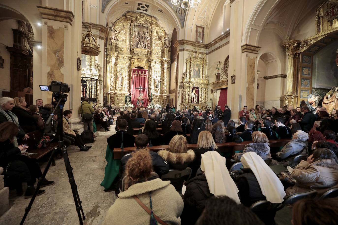 Ofrecimiento de los dolores de Valladolid a la Santísima Virgen