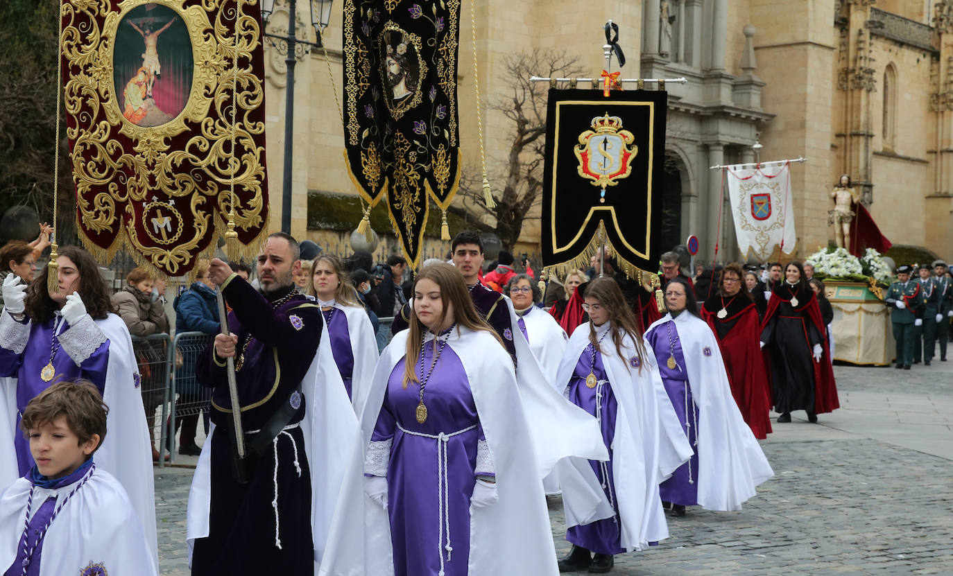 La procesión del Encuentro, en imágenes