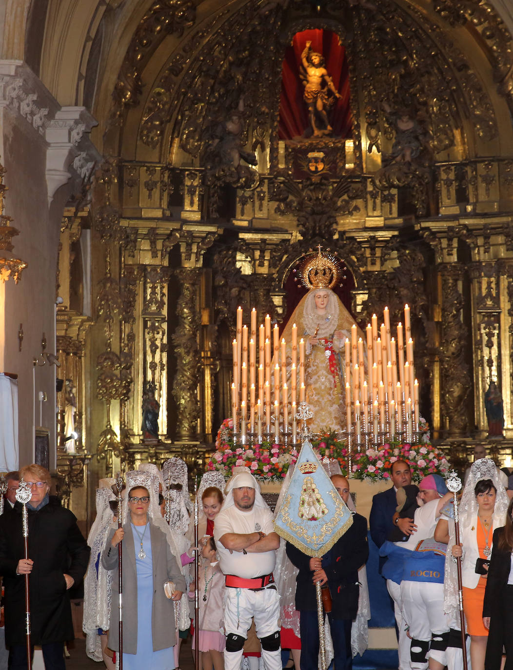 La procesión del Encuentro, en imágenes