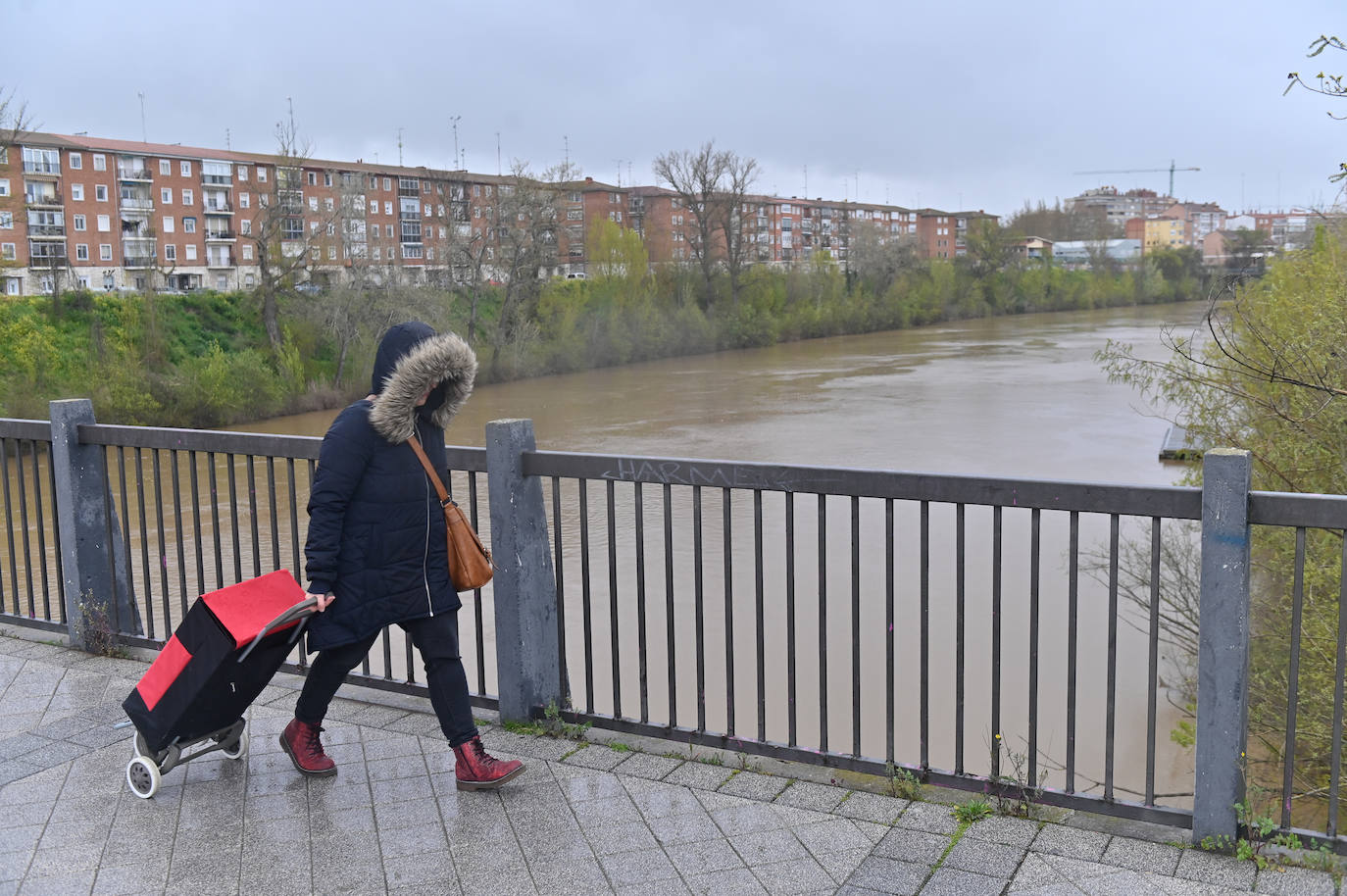 Crecida en los ríos de Valladolid después del temporal Nelson