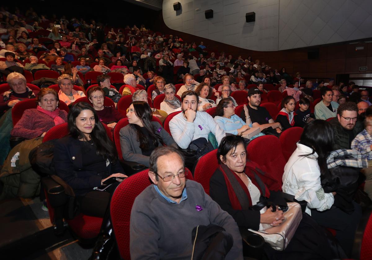 Público en el Teatro Ortega de Palencia en un acto anterior.