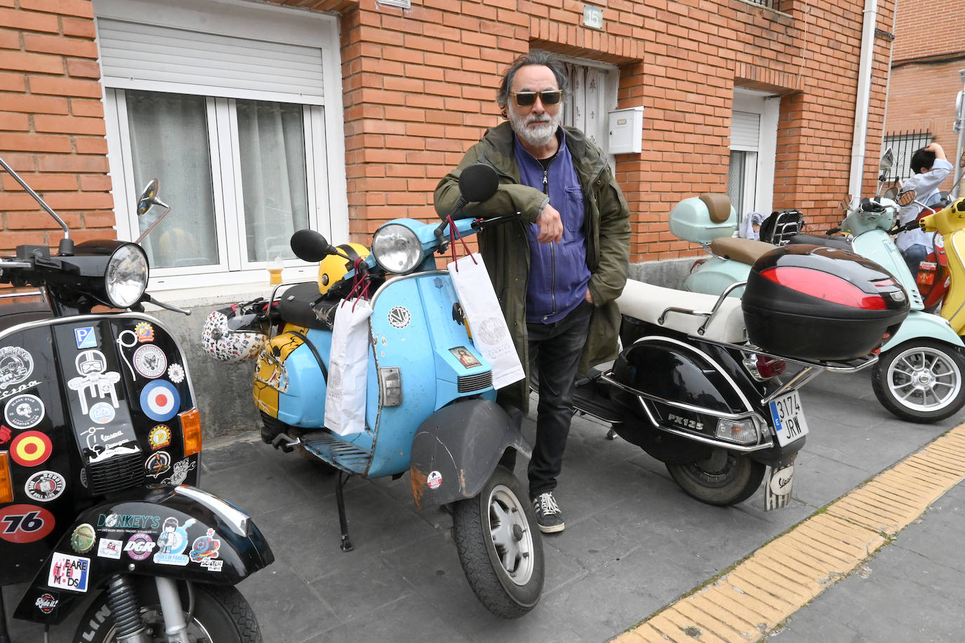 La concentración de Vespas y Lambrettas de Santovenia, en imágenes