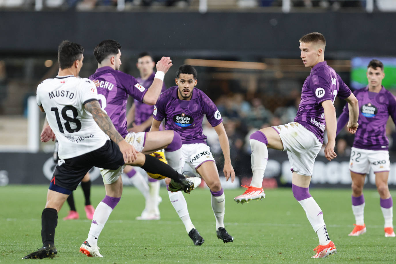 La victoria del Real Valladolid en Cartagena, en imágenes