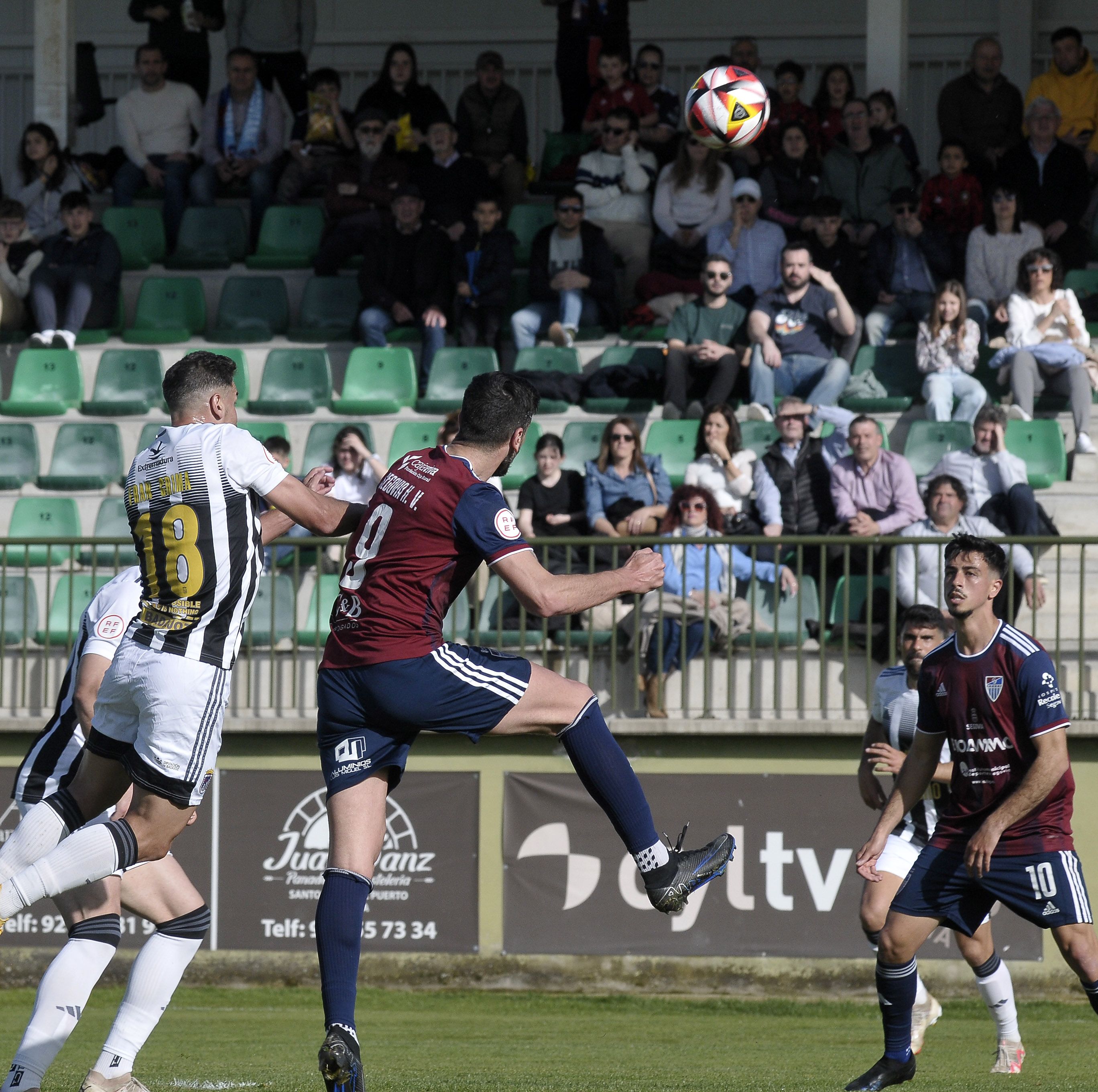 La victoria de la Sego ante el Badajoz, en imágenes (2 de 2)