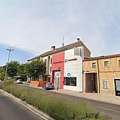 Un incendio calcina un taller mecánico en el paseo Juan Carlos I