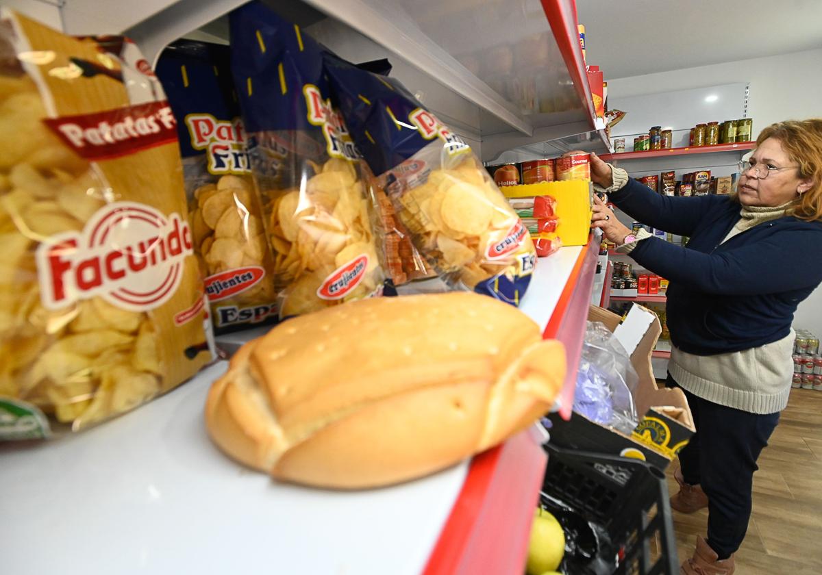 Un millar de pueblos de la región carecen por completo de establecimientos comerciales