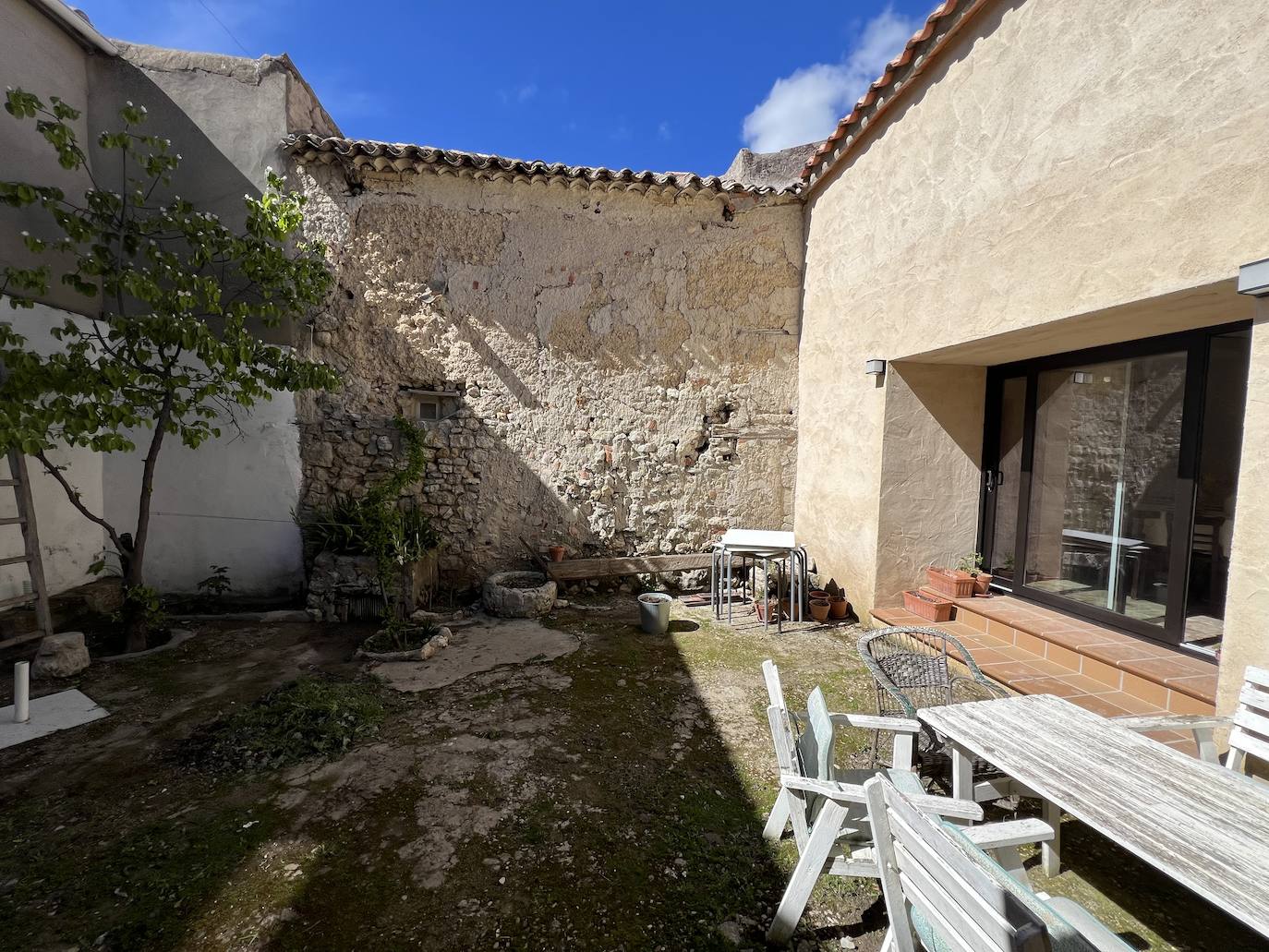 Una casa del siglo XV restaurada y modernizada