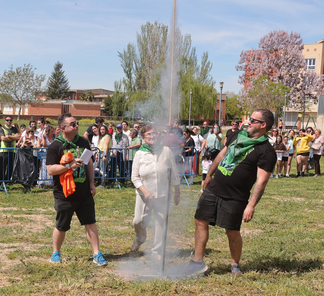 Pistoletazo de salida a las fiestas del barrio del Cristo