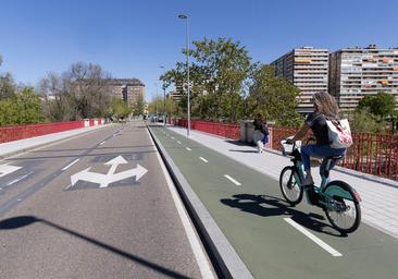 El Ayuntamiento descarta colocar las mamparas en la ampliación del puente de Poniente