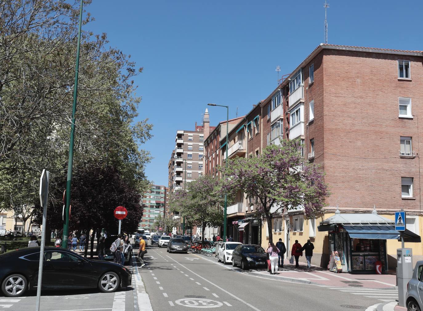 Un recorrido en imágenes por la calle Real de Burgos