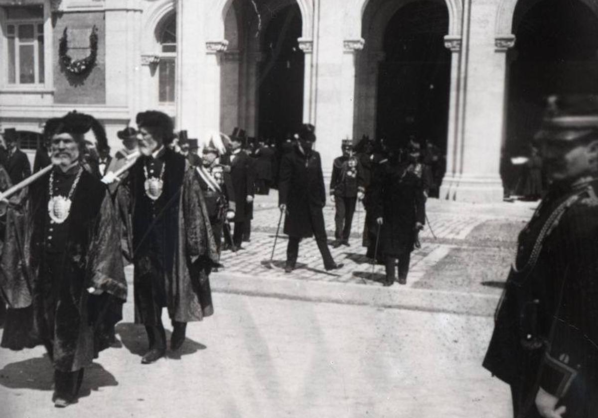 Imágenes de los maceros de Valladolid desde 1908