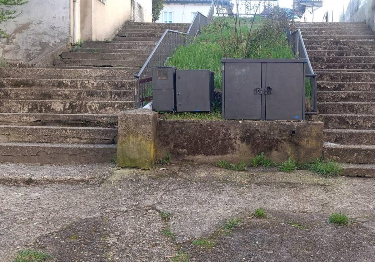 Escaleras de la calle Mayor de Velilla.