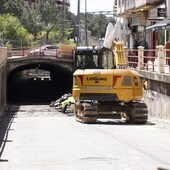 Una máquina, en los recién reinaugurados trabajos en el paso de Labradores.