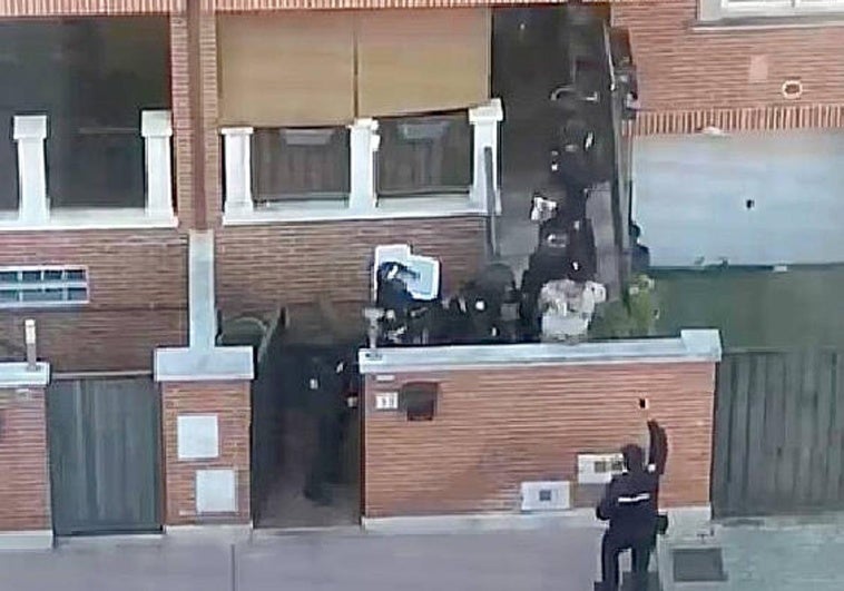 Despliegue policial en Laguna, este miércoles, en la operación contra el narcotráfico.