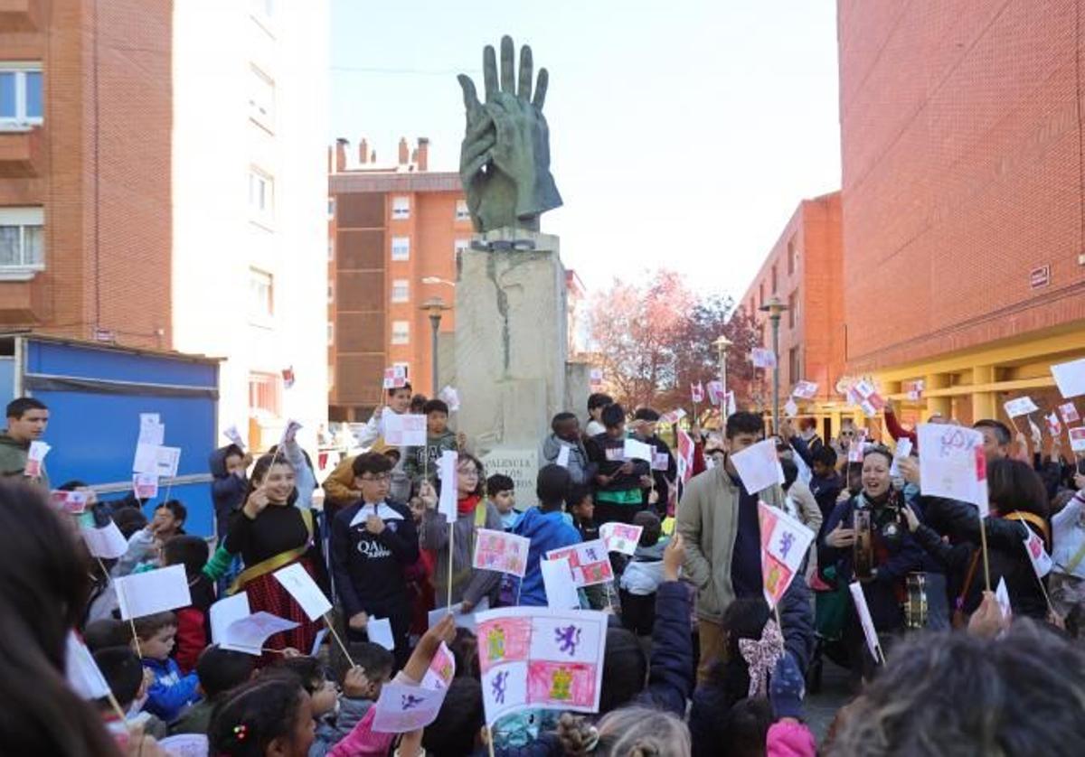 Homenaje a los Comuneros de los alumnos del colegio Pan y Guindas.