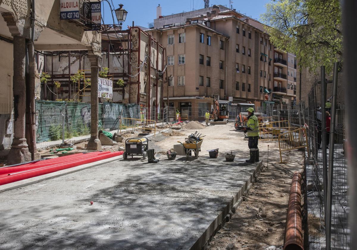 Obras en la calle Buitrago y en la plaza de Santa Eulalia.