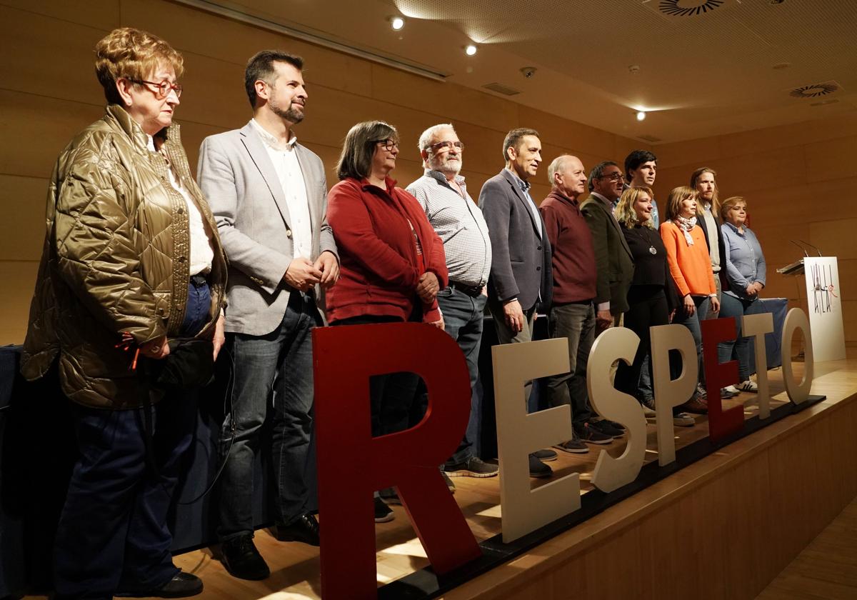 Representantes de los sindicatos y partidos que firman el manifiesto de Villalar.