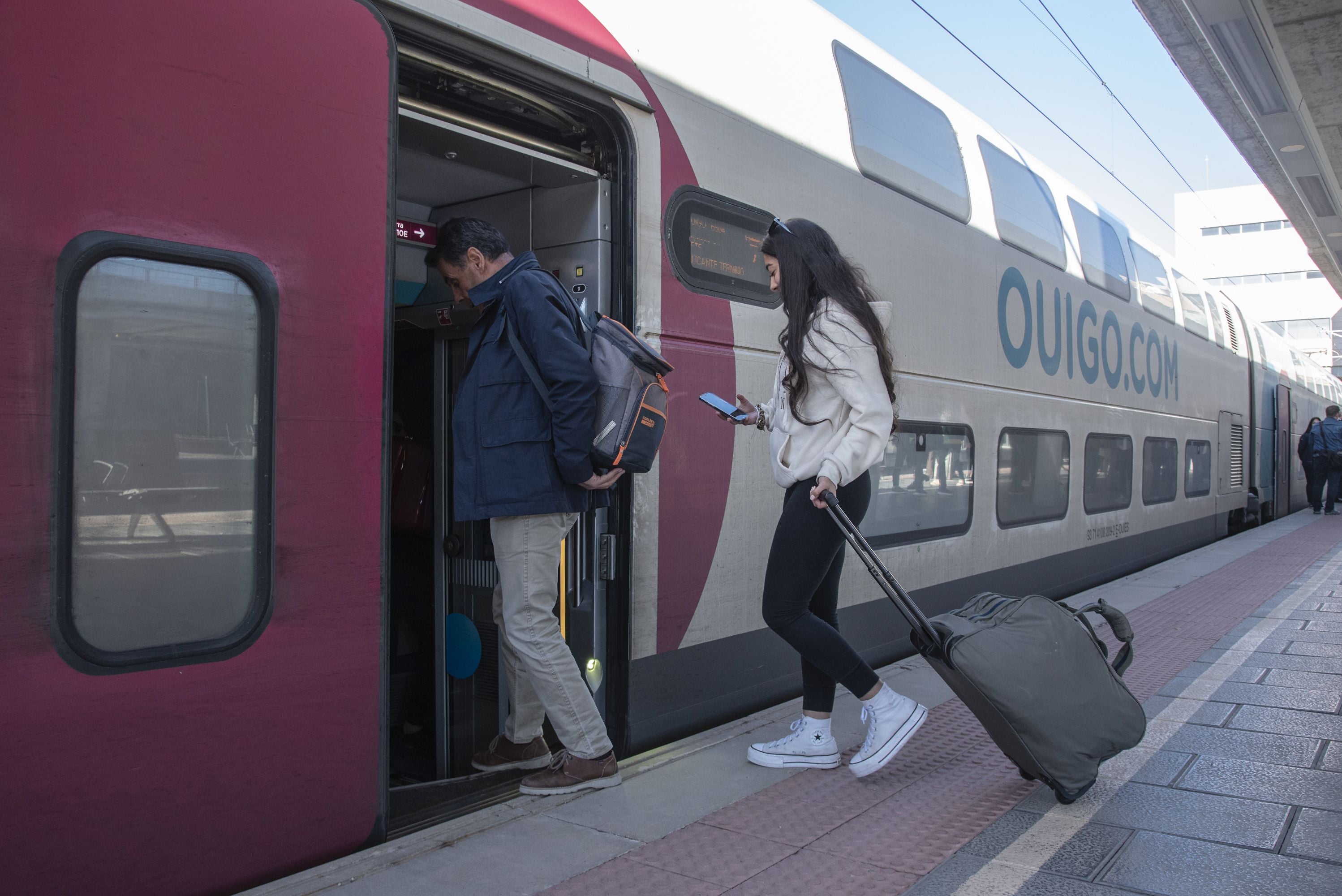 El primer trayecto de Ouigo en Segovia, en imágenes