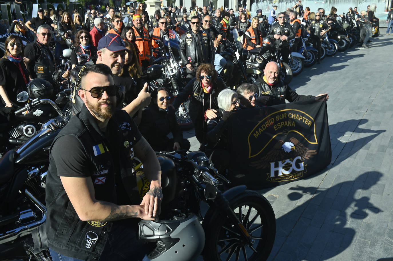 Las imágenes de la concentración de Harleys en la plaza Zorrilla de Valladolid