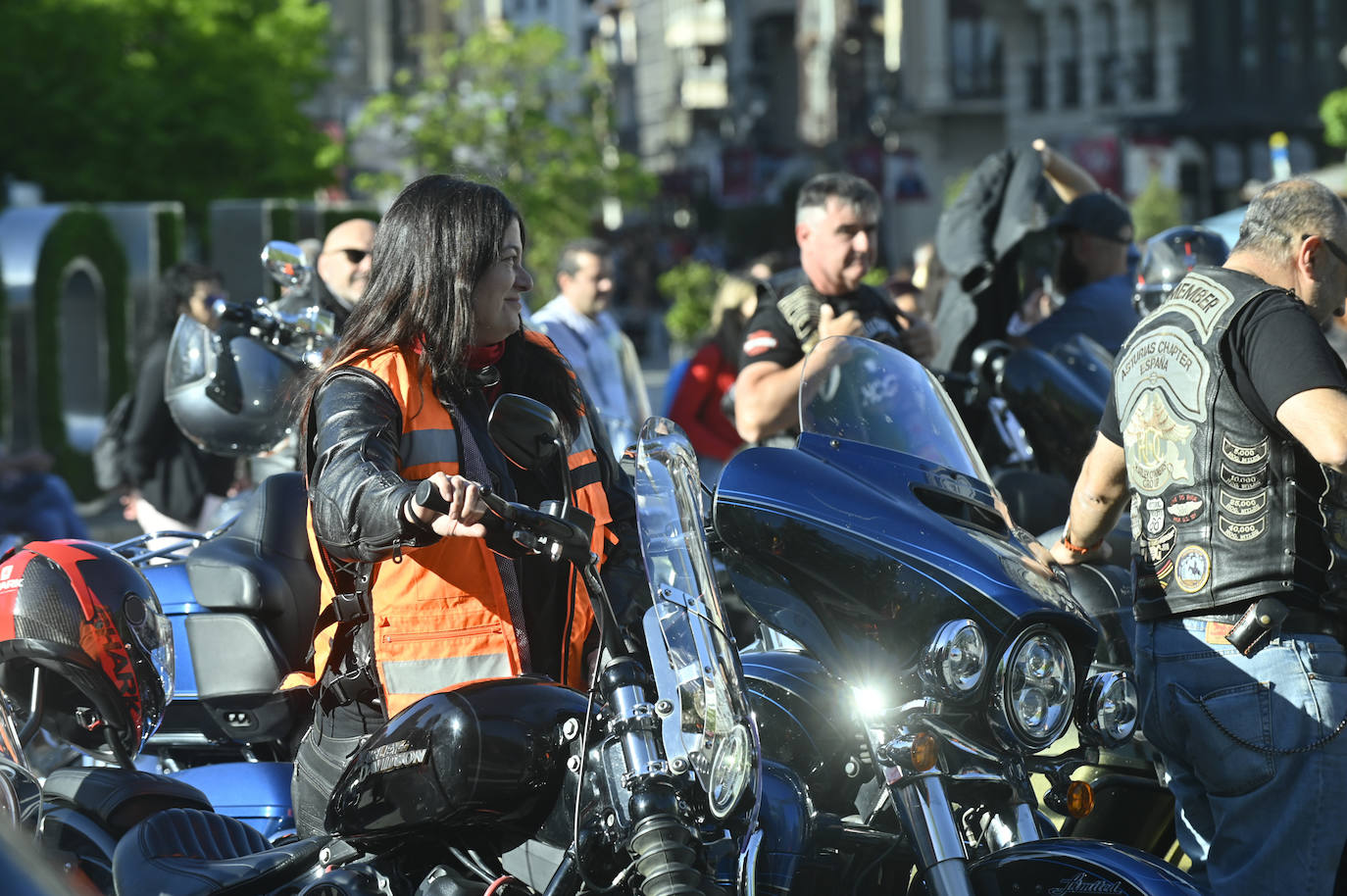 Las imágenes de la concentración de Harleys en la plaza Zorrilla de Valladolid