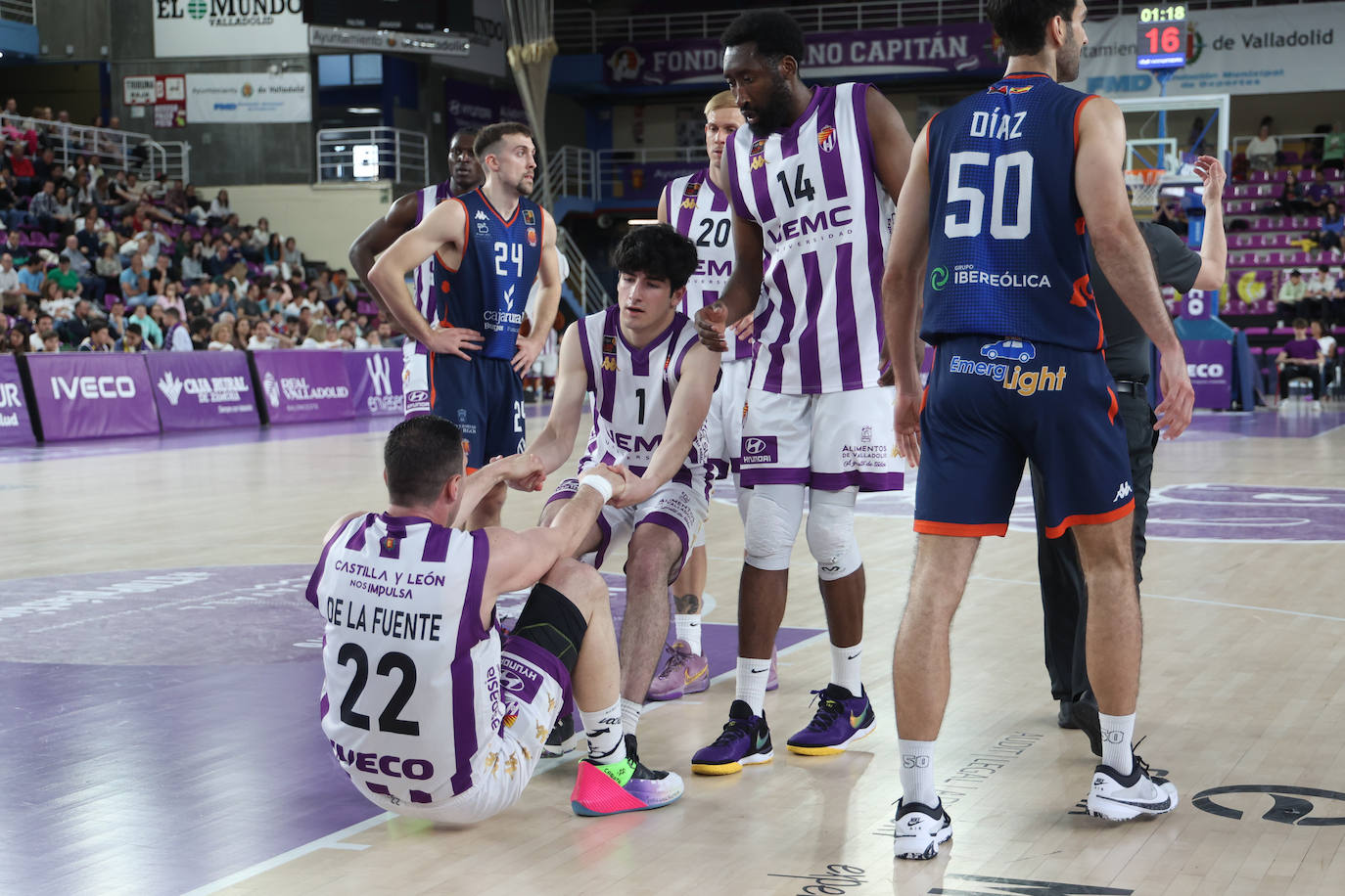 Las imágenes del partido de baloncesto entre el UEMC y el Tizona Burgos