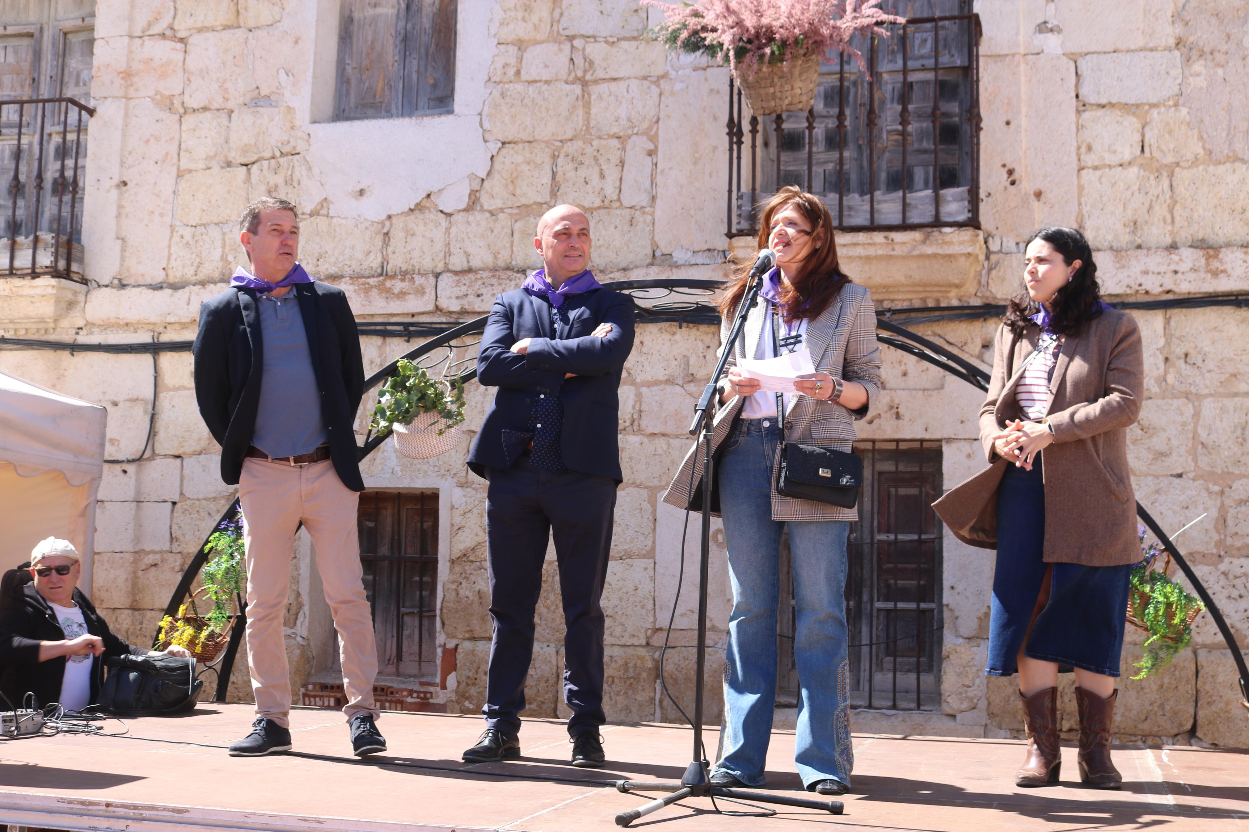 IV Feria de Exaltación de las Lilas en Villaviudas