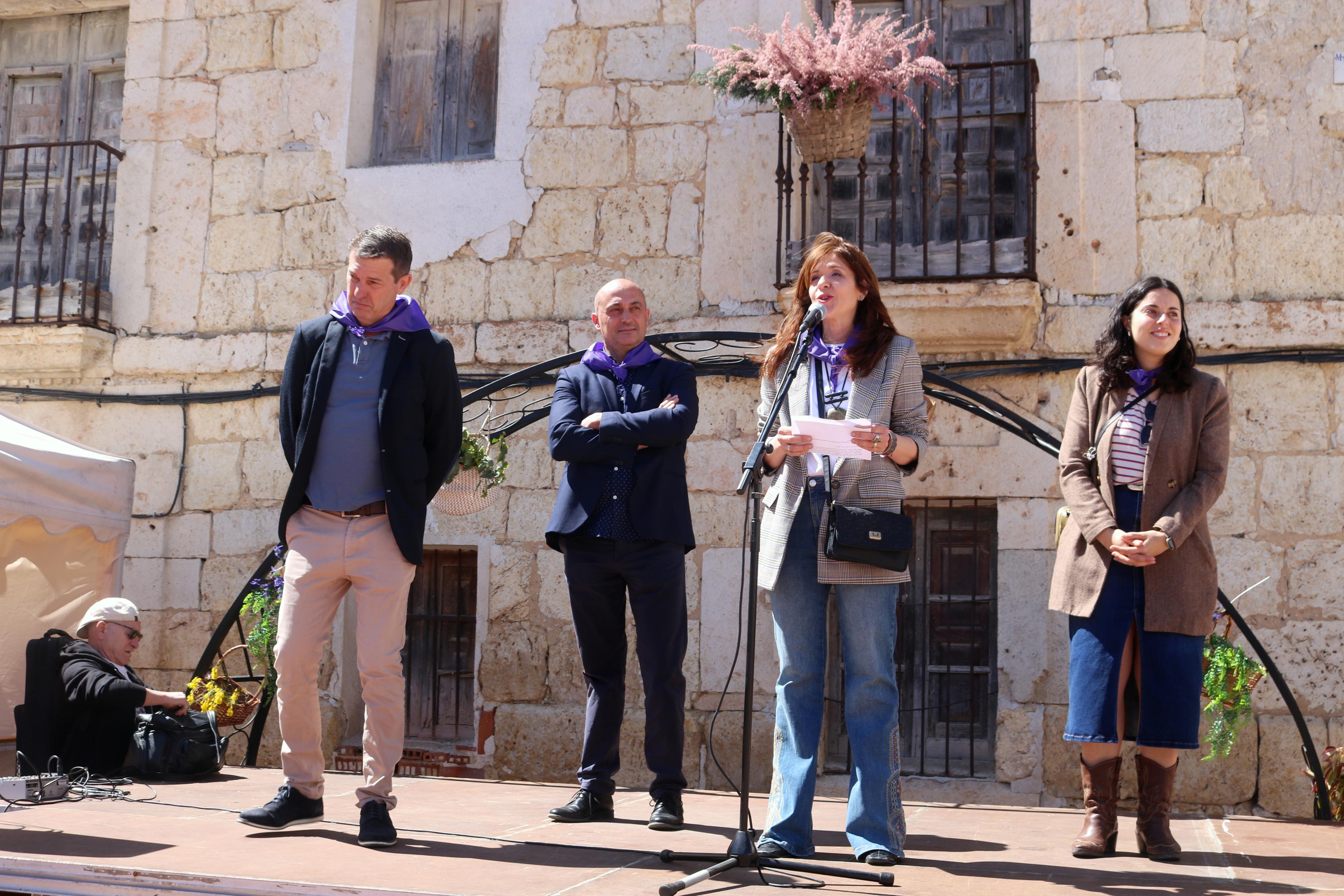 IV Feria de Exaltación de las Lilas en Villaviudas