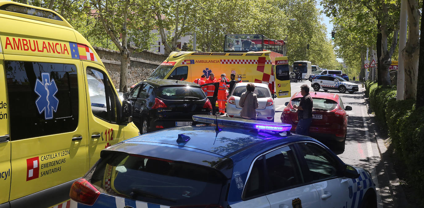 Fotografías del accidente en la avenida Padre Claret